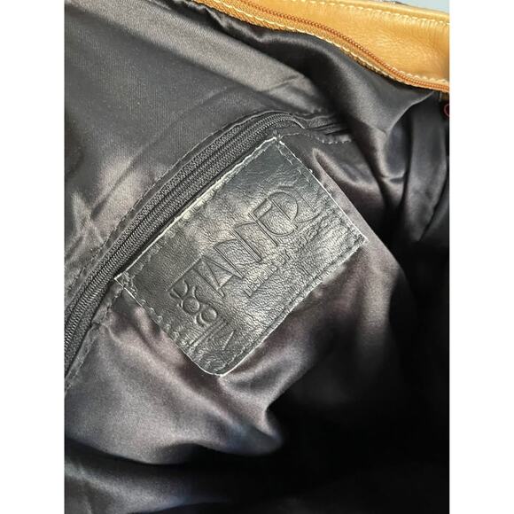 Village Tannery Designs by Sevetet / Vintage / Floral Tapestry Tote Bag - Picture 6 of 10